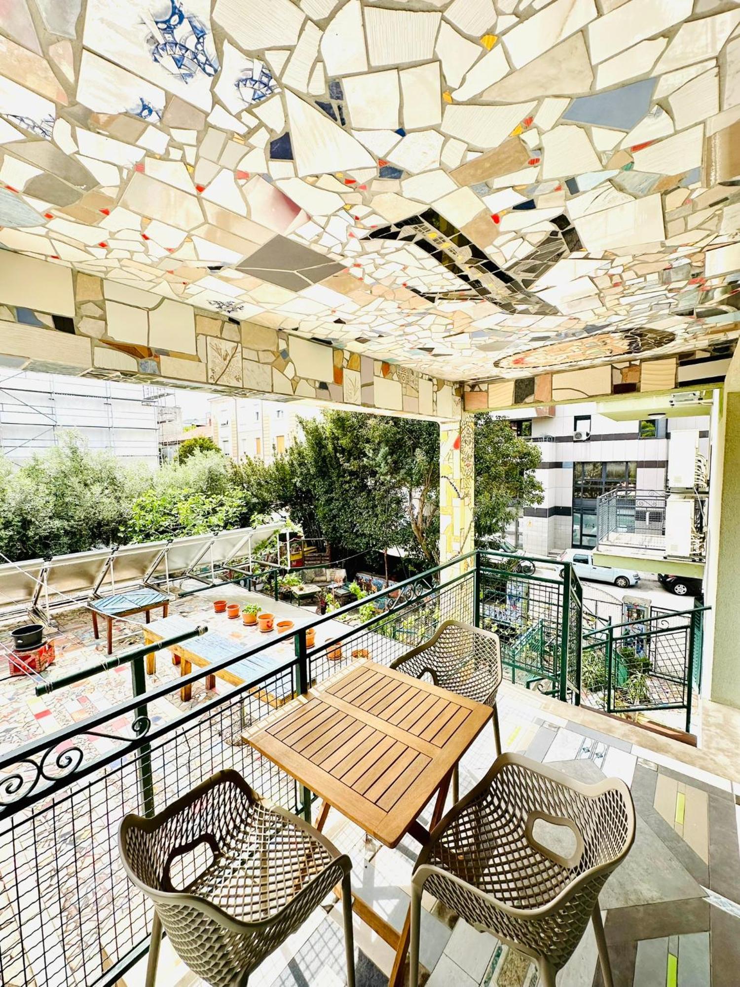 פולה Hostel Art & Joy מראה חיצוני תמונה