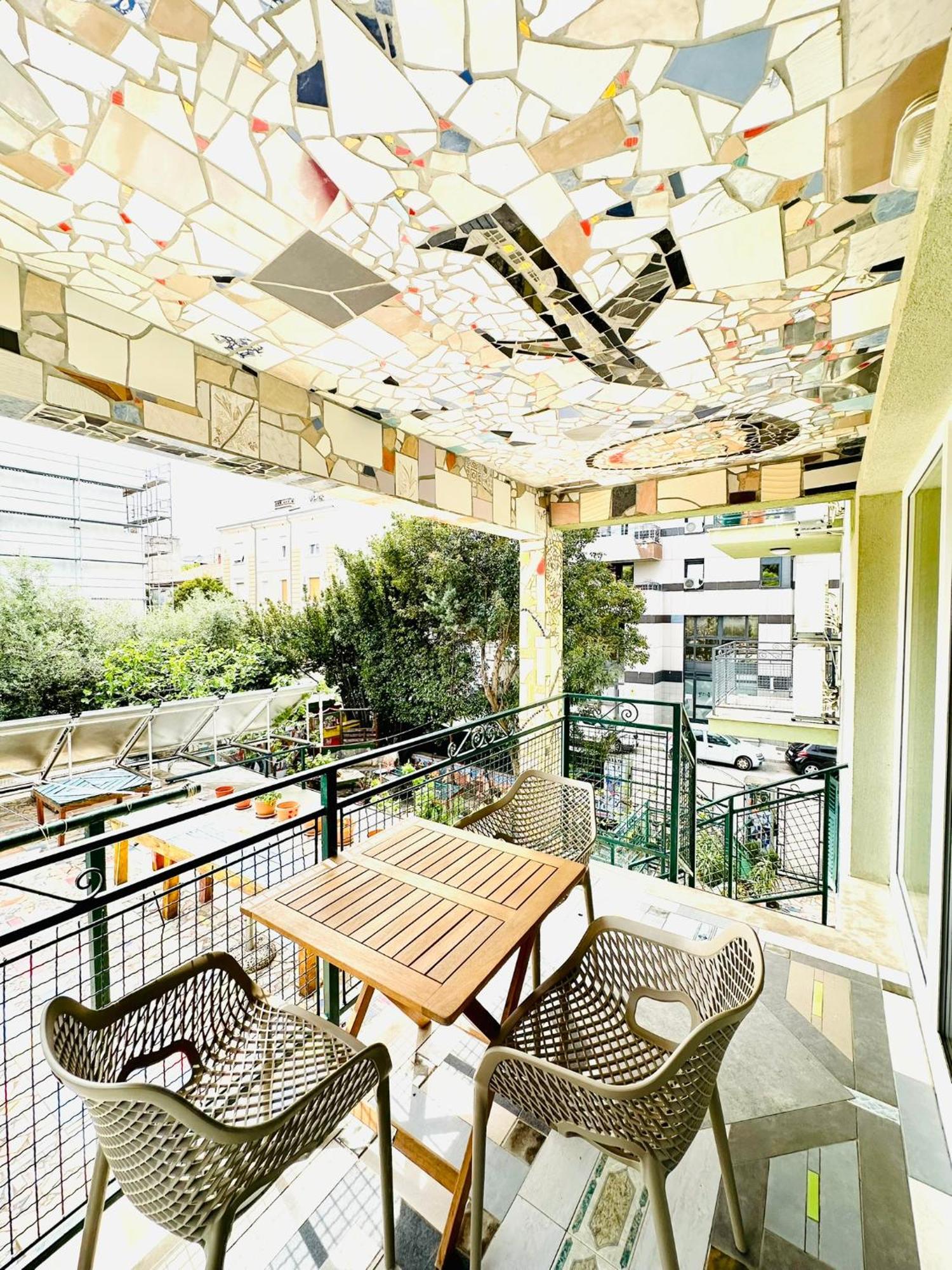 פולה Hostel Art & Joy מראה חיצוני תמונה