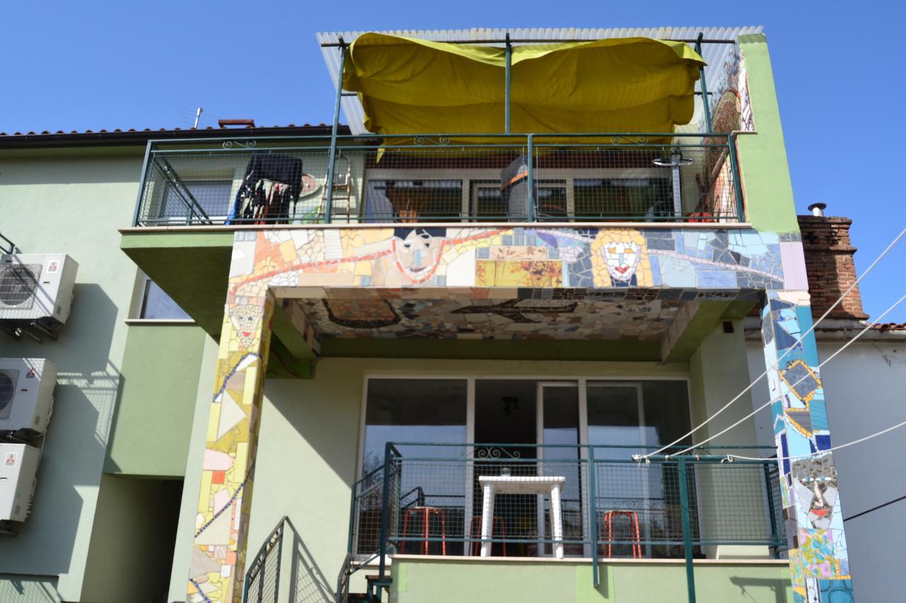פולה Hostel Art & Joy מראה חיצוני תמונה